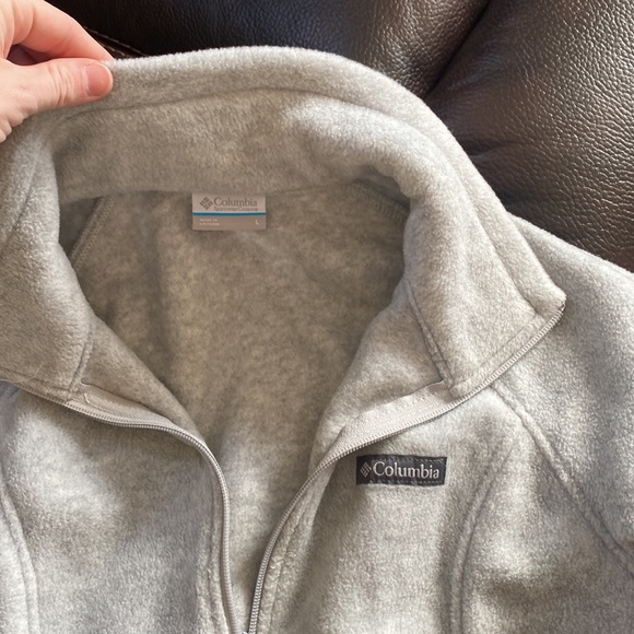 Columbia zip up - Picture 2 of 2